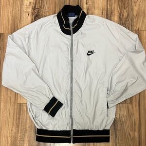Vintage Nike Men's Gray and Black Bomber Windbreaker Sz M